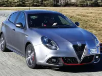 Usado Alfa Romeo Giulietta Distinctive 120 CV (88 kW) 2017 Rojo Utilitario
