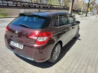 Usado Citroën C4 Exclusive 112 CV (82 kW) 2012 Granate Berlina