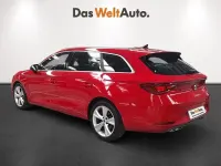 Usado Seat Leon FR 150 CV (110 kW) 2023 Rojo