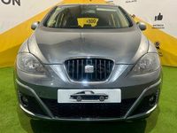 Usado Seat Altea XL Style 105 CV (77 kW) 2013 Gris / plata Monovolumen