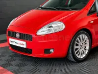 Usado Fiat Grande Punto Dynamic 90 CV (66 kW) 2007 Rojo Utilitario