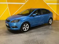 Usado Ford Focus Trend 109 CV (80 kW) 2009 Azul Berlina