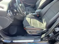 Usado Mercedes C220 170 CV (125 kW) 2018 Negro Familiar