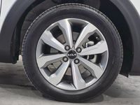 Usado Kia Stonic 101 CV (74 kW) 2025 Blanco SUV