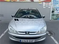 Usado Peugeot 206 75 CV (55 kW) 2006 Gris / plata Berlina