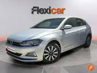 Usado VW Polo Advance 95 CV (69 kW) 2018 Gris Utilitario