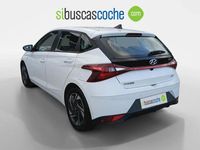 Usado Hyundai i20 100 CV (73 kW) 2021 Blanco Utilitario