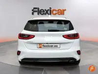 Usado Kia Ceed 100 CV (73 kW) 2022 Blanco Utilitario