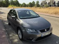 Usado Seat Leon CONNECT 110 CV (80 kW) 2016 Gris / plata Berlina