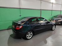 Usado Mercedes C180 143 CV (105 kW) 2006 Azul Berlina