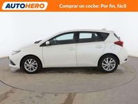 Usado Toyota Auris Hybrid Active 136 CV (100 kW) 2015 Blanco Utilitario