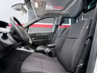 Usado Renault Grand Scénic Expression 105 CV (77 kW) 2010 Gris / plata Monovolumen