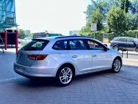 Usado Seat Leon Style 110 CV (80 kW) 2016 Gris / plata Familiar
