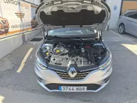 Usado Renault Mégane GrandTour Techno 140 CV (102 kW) 2022 Gris / plata Familiar