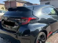 Usado Toyota Yaris Hybrid Sport 116 CV (85 kW) 2021 Negro Berlina