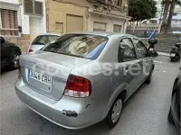 Usado Chevrolet Kalos SE 83 CV (61 kW) 2004 Gris / plata Berlina
