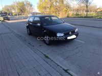 Usado VW Golf IV 105 CV (77 kW) 2004 Negro Berlina