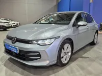 Usado VW Golf VIII 115 CV (84 kW) 2025 Gris / plata Berlina