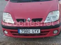 Usado Renault Scénic 110 CV (80 kW) 2000 Rojo Monovolumen