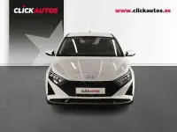 Käytetty Hyundai i20 80 HP (58 kW) 2025 Valkoinen Viistoperä
