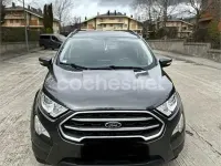 Usado Ford Ecosport Trend 100 CV (73 kW) 2019 Gris / plata SUV