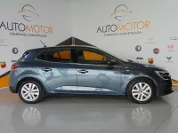 Usado Renault Mégane Zen 116 CV (85 kW) 2021 Gris Utilitario