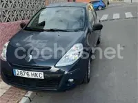 Usado Renault Clio IV 75 CV (55 kW) 2012 Gris / plata Berlina