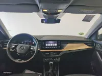 Usado Skoda Scala Selection 115 CV (84 kW) 2025 Gris / plateado Utilitario