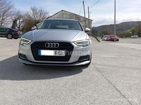 Usado Audi A3 Design 150 CV (110 kW) 2018 Gris / plata Berlina