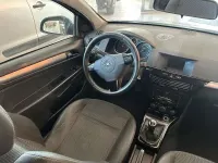 Usado Opel Astra Energy 110 CV (80 kW) 2009 Azul Familiar