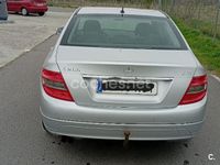 Usado Mercedes C200 Avantgarde 122 CV (89 kW) 2008 Gris / plata Berlina