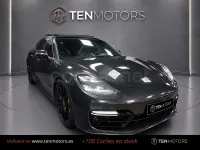 Usado Porsche Panamera Turbo Sport Turismo Sport Turismo 550 CV (404 kW) 2017 Negro Familiar