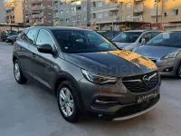 Usado Opel Grandland X Ultimate 130 CV (95 kW) 2021 Gris / plata SUV