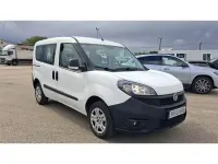 Usado Fiat Doblò Pop 95 CV (69 kW) 2018 Blanco Monovolumen