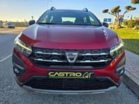 Usado Dacia Sandero Essentiel 91 CV (66 kW) 2021 Granate Berlina