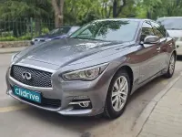 Usado Infiniti Q50 Premium 170 CV (125 kW) 2017 Gris Berlina