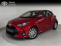 Usado Toyota Yaris Hybrid Active 116 CV (85 kW) 2024 Rojo Berlina