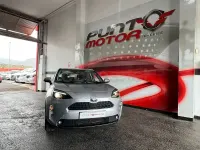 Usado Toyota Yaris Cross 116 CV (85 kW) 2024 Gris / plata SUV