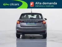 Nuevo Skoda Fabia 95 CV (69 kW) 2025 Gris Utilitario