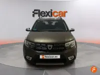 Usado Dacia Sandero Comfort 90 CV (66 kW) 2018 Marrón Berlina
