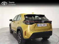 Usado Toyota Yaris Cross Active 116 CV (85 kW) 2023 Beige SUV