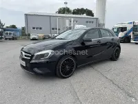 Usado Mercedes A200 Urban 136 CV (100 kW) 2013 Negro Utilitario