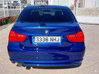 Usado BMW 318 143 CV (105 kW) 2011 Azul Berlina