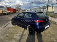 Usado Seat Ibiza Stella 75 CV (55 kW) 2004 Azul Utilitario