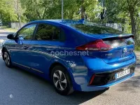 Usado Hyundai Ioniq 141 CV (103 kW) 2018 Azul Utilitario