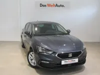 Usado Seat Leon Style 110 CV (80 kW) 2021 Gris