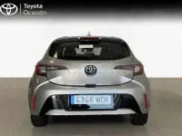 Usado Toyota Corolla Active 122 CV (89 kW) 2023 Gris / plata Berlina