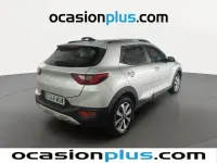Usado Kia Stonic 100 CV (73 kW) 2024 Blanco SUV