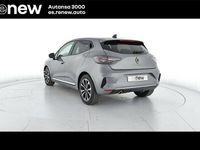 Begagnad Renault Clio V Techno 90 HK (66 kW) 2024 Grå Sedan