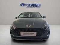 Usado Hyundai i20 101 CV (74 kW) 2024 Verde Utilitario